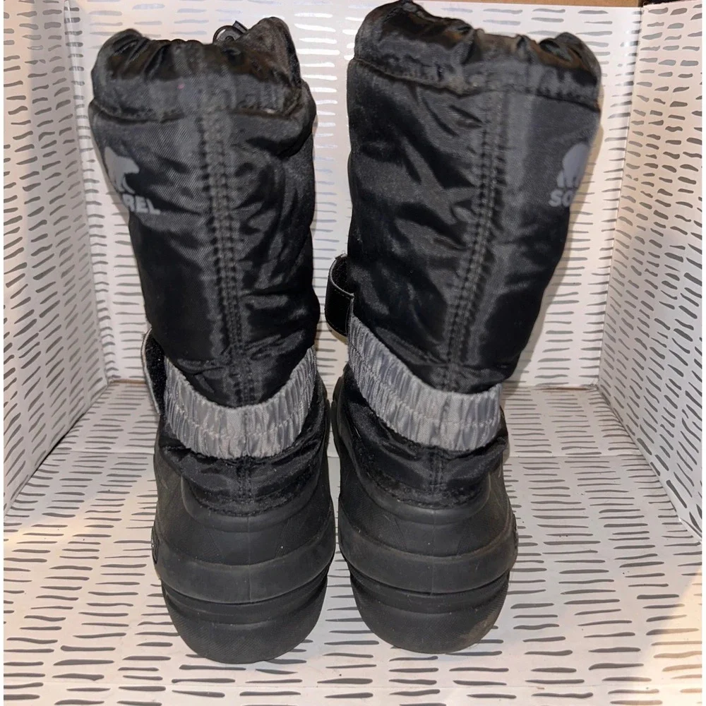 Sorel Kids‎ Flurry Black Snow Boots Waterproof Insulated NY1965-016 Size 5 Youth